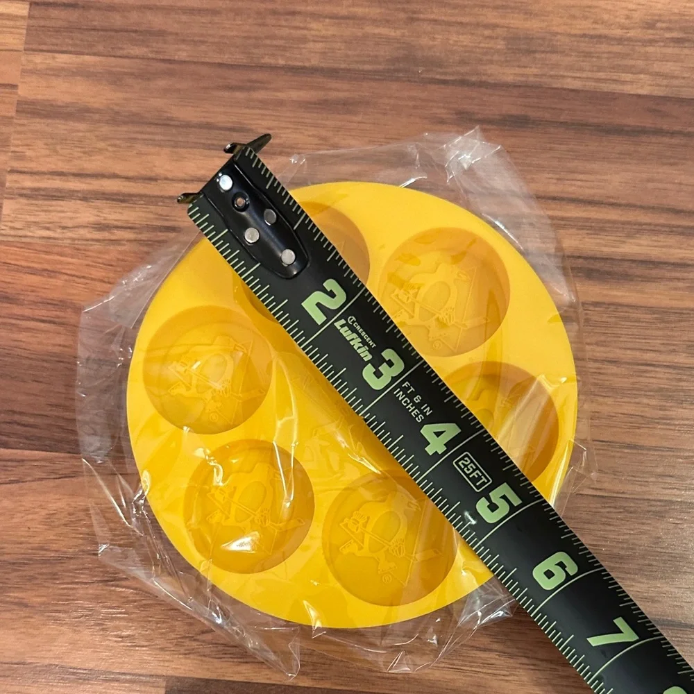 Yellow Silicone Pittsburgh Penguin ice Mold NEW